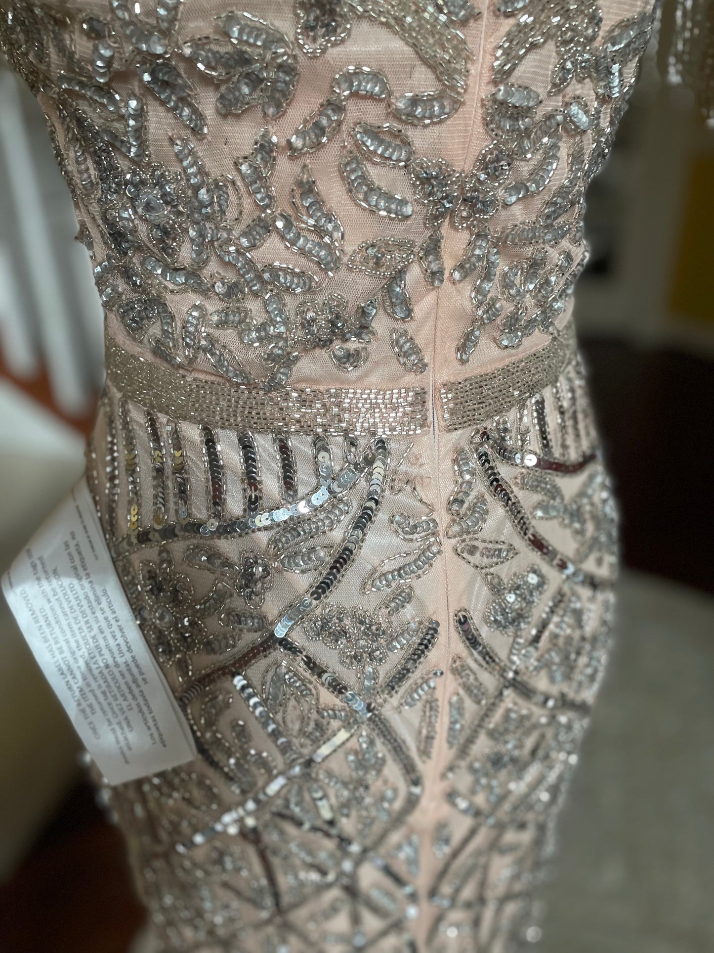 0726 SIZE:6 MAC DUGGAL PEACH&SILVER SEQUIN&BEADING FLORAL PATTERN CAP SLV GOWN W/BEADED FRINGE, SCOOP NECK AND CONCEALED BACK ZIPPER NWT RTL:$698.00 **THIS IS A HEAVY WEIGHTED ITEM**