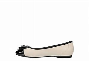 1227 SIZE:9.5M LAUREN BLAKWELL LORELEI NUDE&BLACK FLATS W/FLORAL ACCENT AT TOE RTL:$49.99